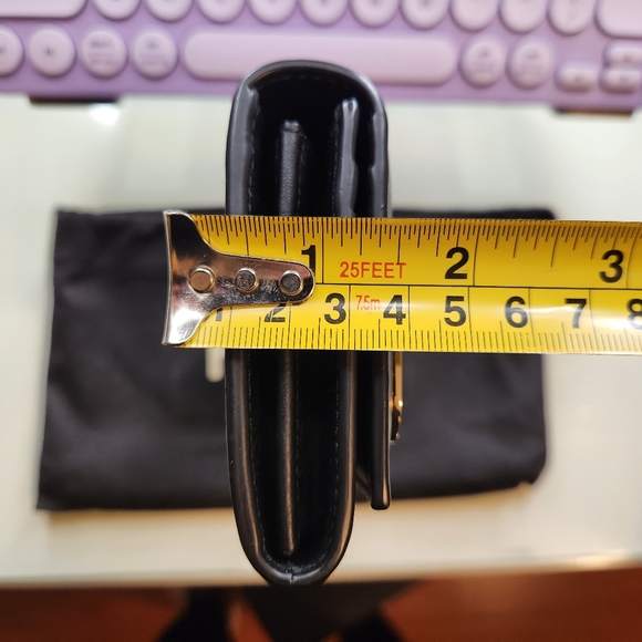 FENDI - Black Lady Wallet - Picture 11 of 11